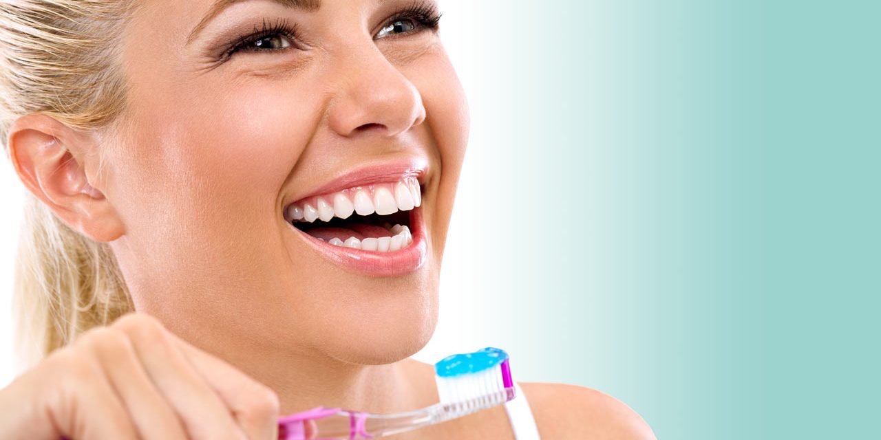 Cepillarse los dientes ayuda a mantener tu corazón sano